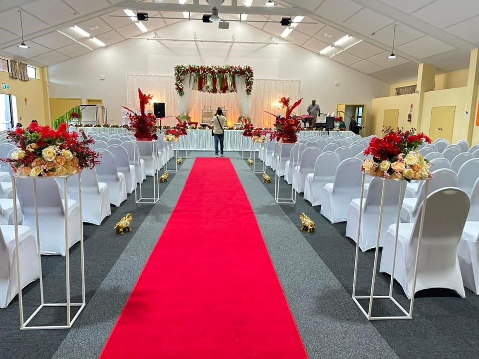 Perfect Seating Arraignment and Flowers Decoration Hall in Auckland